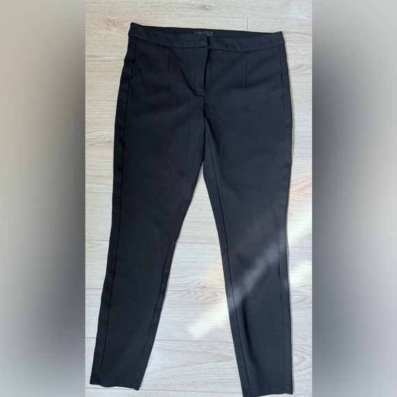 3/$30 - REITMANS Classic Black Skinny Trousers Pants - Picture 2 of 7